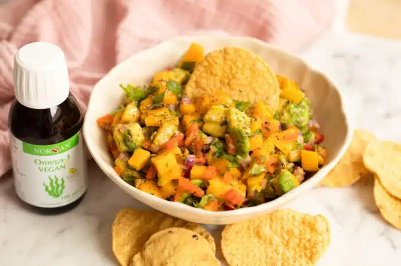Fruktig mango–avokado-salsa
