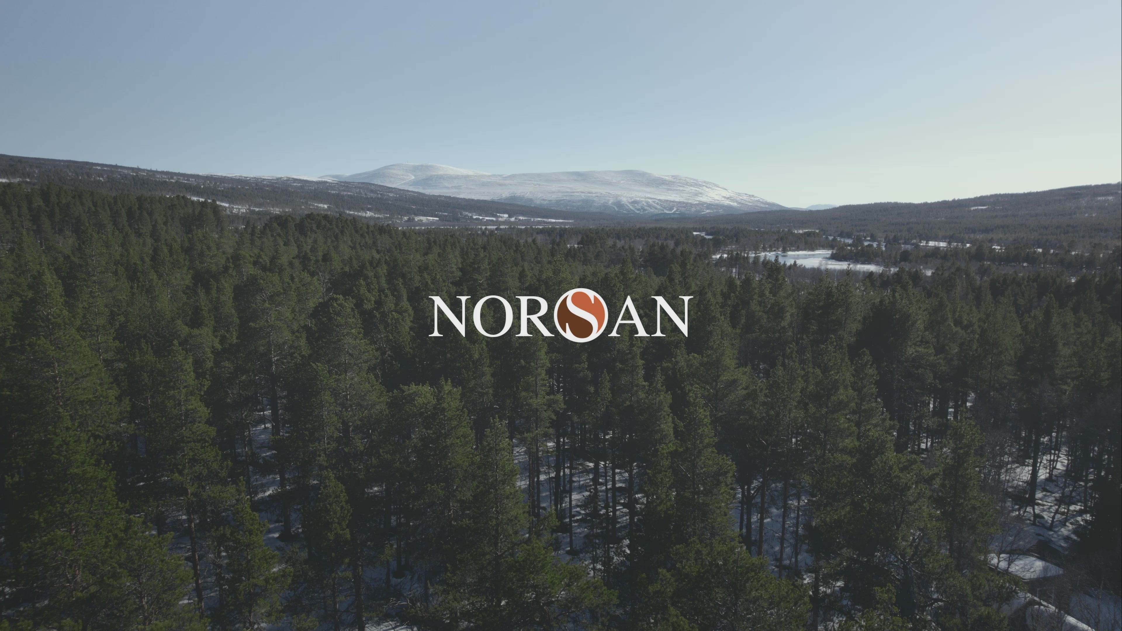 Last inn video: 